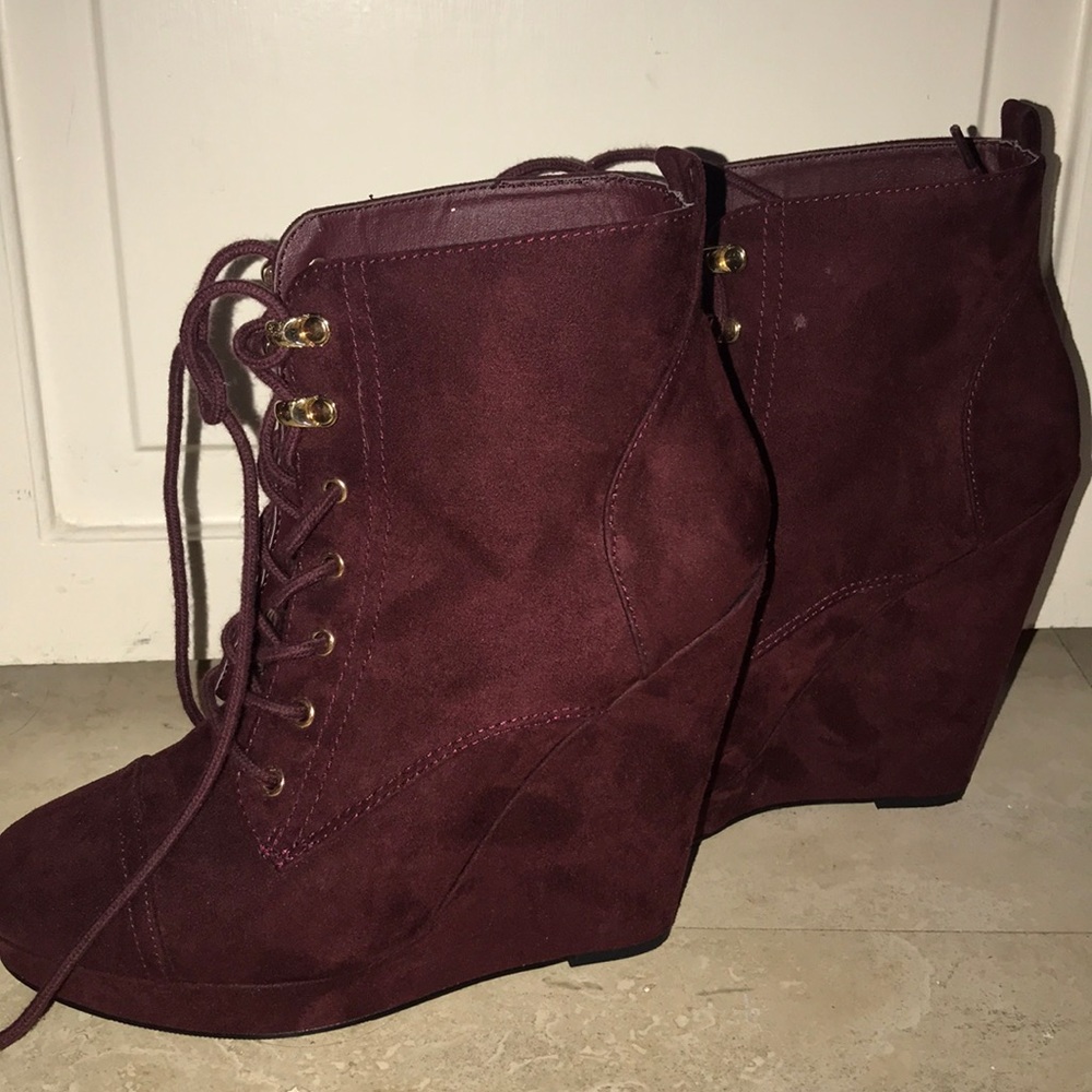 Suede Wedges - Picture 3 of 4